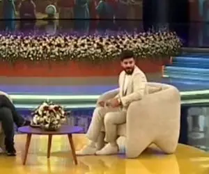 آواز فرنگی؛ آقاعه تو برنامه آهنگ معروف خارجی رو خوند محسن کیایی باور نمیکنه صدا خودشه