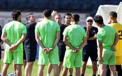 اوسمار مصدومین را نگه داشت و باقی پرسپولیس را به تعطیلات فرستاد