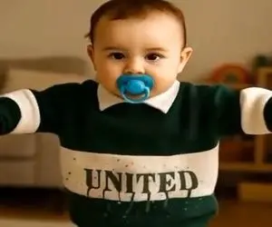 آواز شاد؛ رقص ترکی این پسربچه با پسدونک اش رو هر کی دیده چای نبات لازم شده از بس نازه