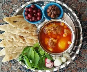 آموزش آشپزی؛ بهترین دستور پخت آبگوشت که همه رو دیوانه میکنه