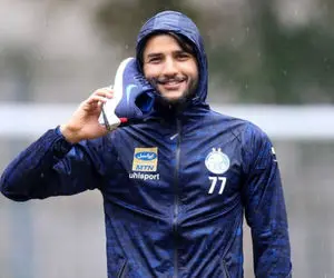 بازگشت مدافع مصدوم  استقلال به ترکیب از بهمن ماه 