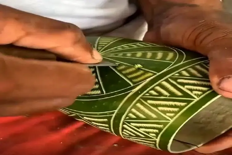 معماری طبیعت؛ با میوه های استوایی ظرف و ظروف ساخت روشون حکاکی کرد آدم میبینه حظ میکنه