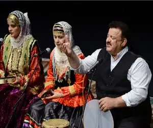 آواز محلی/رشتی ها این آها بوگو حسابی ترکوندن/ناصر وحدتی با تمام عشق میخونه