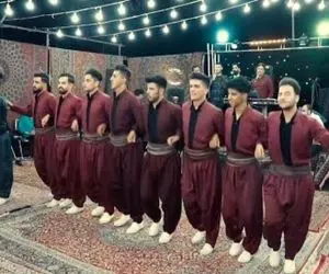 آواز بهجتی؛ عبدالله محمدخانی چنان شاد آهنگ ناز ناز نازاره خوند ملت ک مثل فرفره رقصیدن