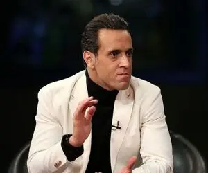 (عکس) دیدار علی کریمی با سرباز فراری تیم ملی!