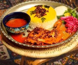 طرز تهیه یه "زرشک پلو با مرغ" خاص و لاکچری به خوشمزگی رستوران ها