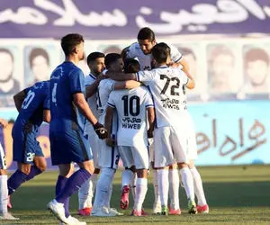 سه بازیکن از لیست استقلال خط خوردند