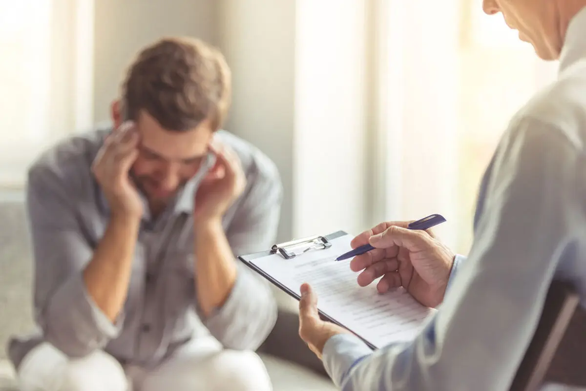 depressed-man-at-psychotherapist