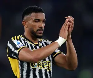 ستاره برزیلی یوونتوس ماندنی شد