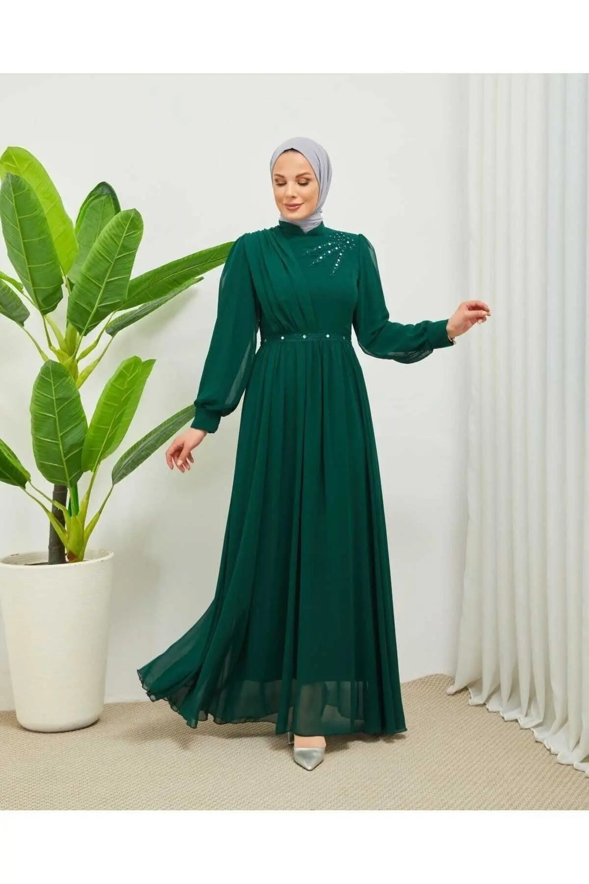 برای عروسی دوستم چی بپوشم