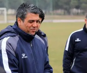 صندلی بزرگ استقلال را به آدم‌های کوچک دادند