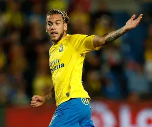 از این ستاره تراکتور بترسید!