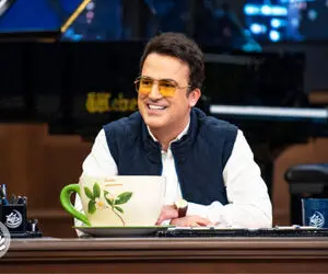 سکانس خندان/دوتا پیرزن حامد آهنگی رو سرکار گذاشتن حامد غفلت میکرد برنامه رفته بود هوا