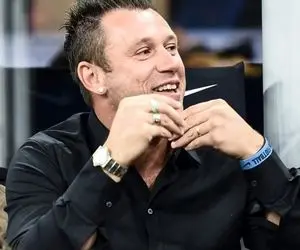 مهاجم سابق تیم ملی ایتالیا: رونالدو باید فوتبال را کنار بگذارد!