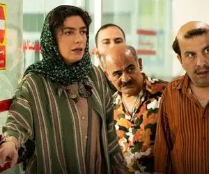 سکانس خندان؛ تو اجل معلق عطاران به آقا غلام و زنش میگه برید طبقه بالا تخم بزارید