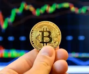 قیمت بیت کوین و ارز‌های دیجیتال امروز پنجشنبه ۳ اردیبهشت ۱۴۰۵ + جدول