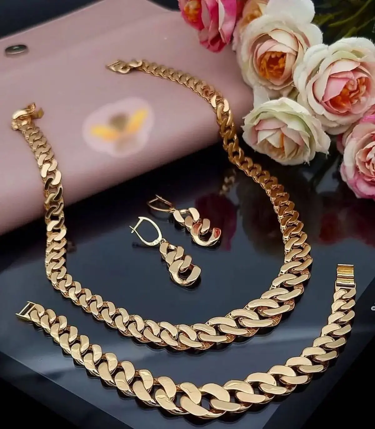سرویس طلاهای جدید