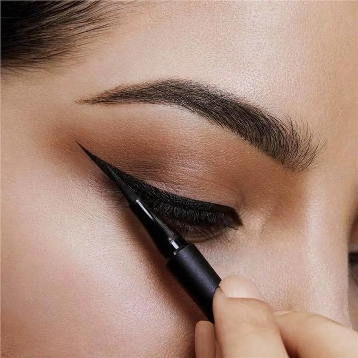 خط چشم مناسب چشم های حساس