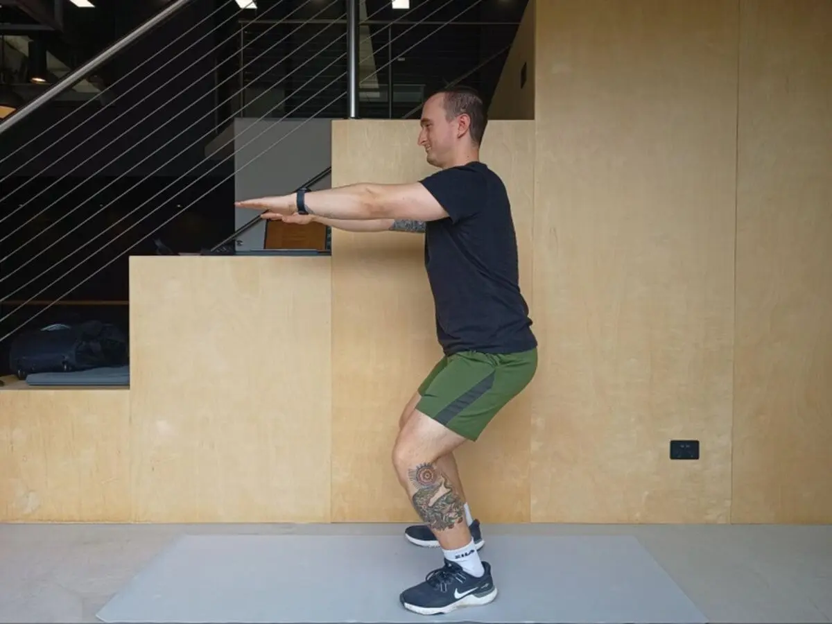 squats-768x576