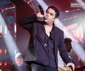 آواز احساسی؛ حمید عسکری کنسرتش با به دلم موند یه بار ملتو پرت کرد قدیما بنازم پیرمردو