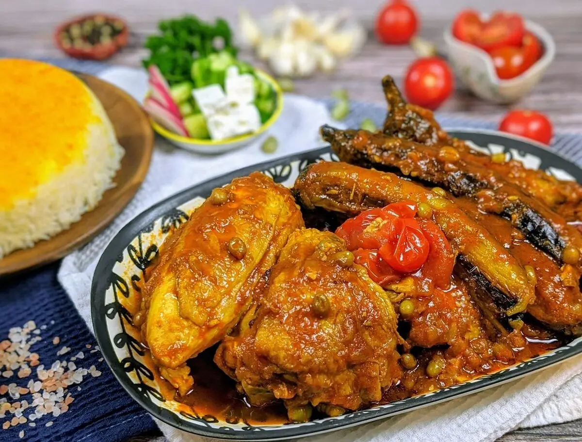 مسمای مرغ و بادمجان