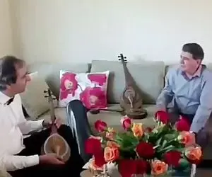 آواز بهشتی؛ وقتی استاد شجریان تو خونه و ساده از بهار دلکش و دلبر می خونه