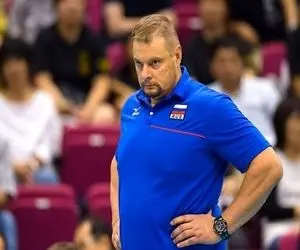 سرمربی معروف ۲ روز دیگر در تهران