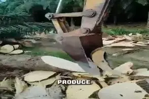 آهن آلات ابرقدرت؛ ماشینه چوب رو عین سیب زمینی ورق کن ورقه ورقه میکنه چشات چارتا میشه