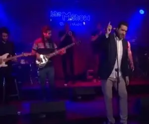 آواز ماندگار؛ امید حاجیلی تو برنامه ام شو مجید صالحی چه شاد آهنگ دلبر سیاه رو خوند
