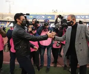 جنگ هواداران استقلال و سپاهان؛ کدام تیم صدرنشین است؟