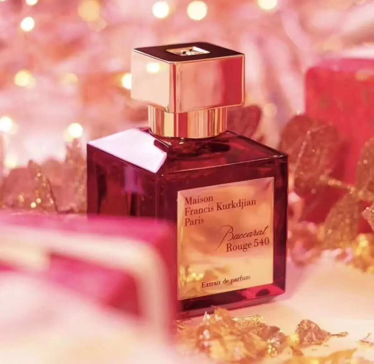 عطر-ادکلن-فرانسیس-کرکجان-باکارات-رژ-540-اکستریت-min