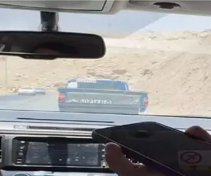 سوتی خندان؛ ایرانی همیشه در صحنه زنگ زده راننده جلویی ازش راه میخواد فقط خنده های طرف
