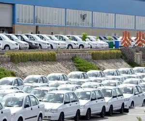 قیمت خودرو امروز چهارشنبه 10 اردیبهشت / بازار خودرو در سراشیبی در واکنش به افت دلار