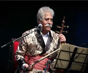 آواز محلی /فرج علیپور چنان شوری به سالن داده با موسیقی لری که از انرژی نمیوفته