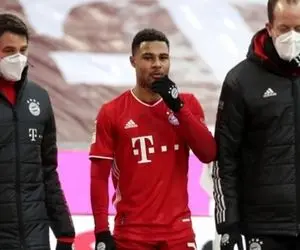 مصدومیت گنابری سطحی است