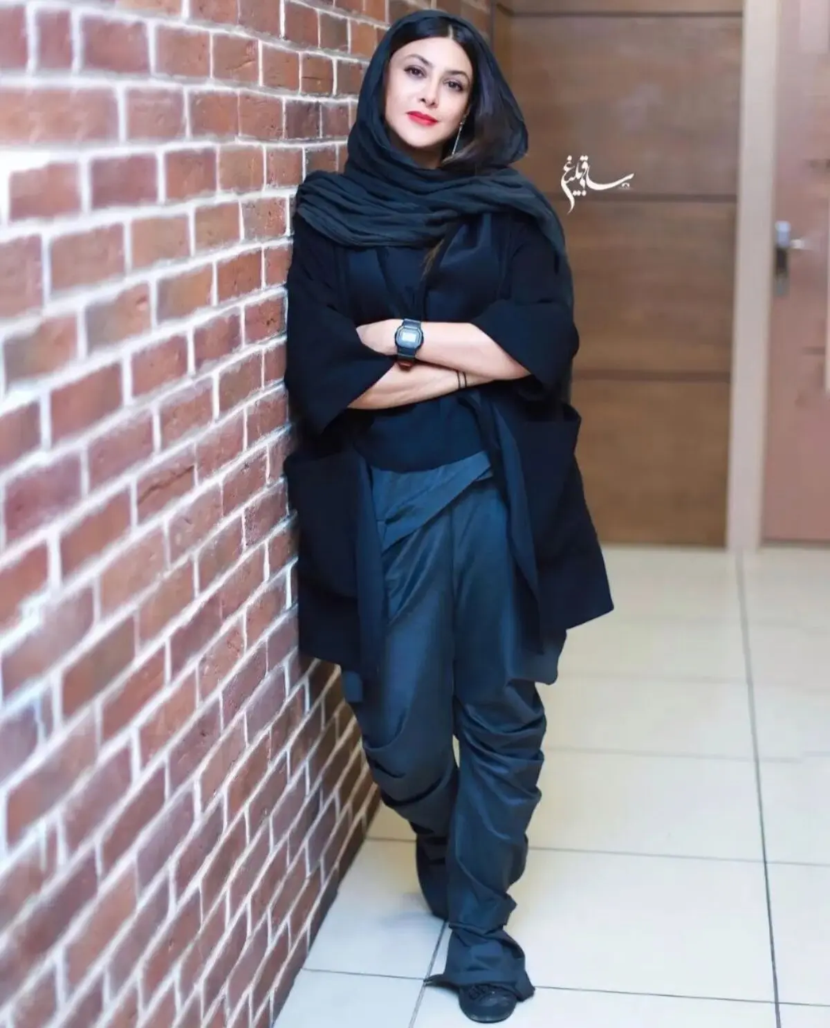 جسور پوش مثل آزاده صمدی 