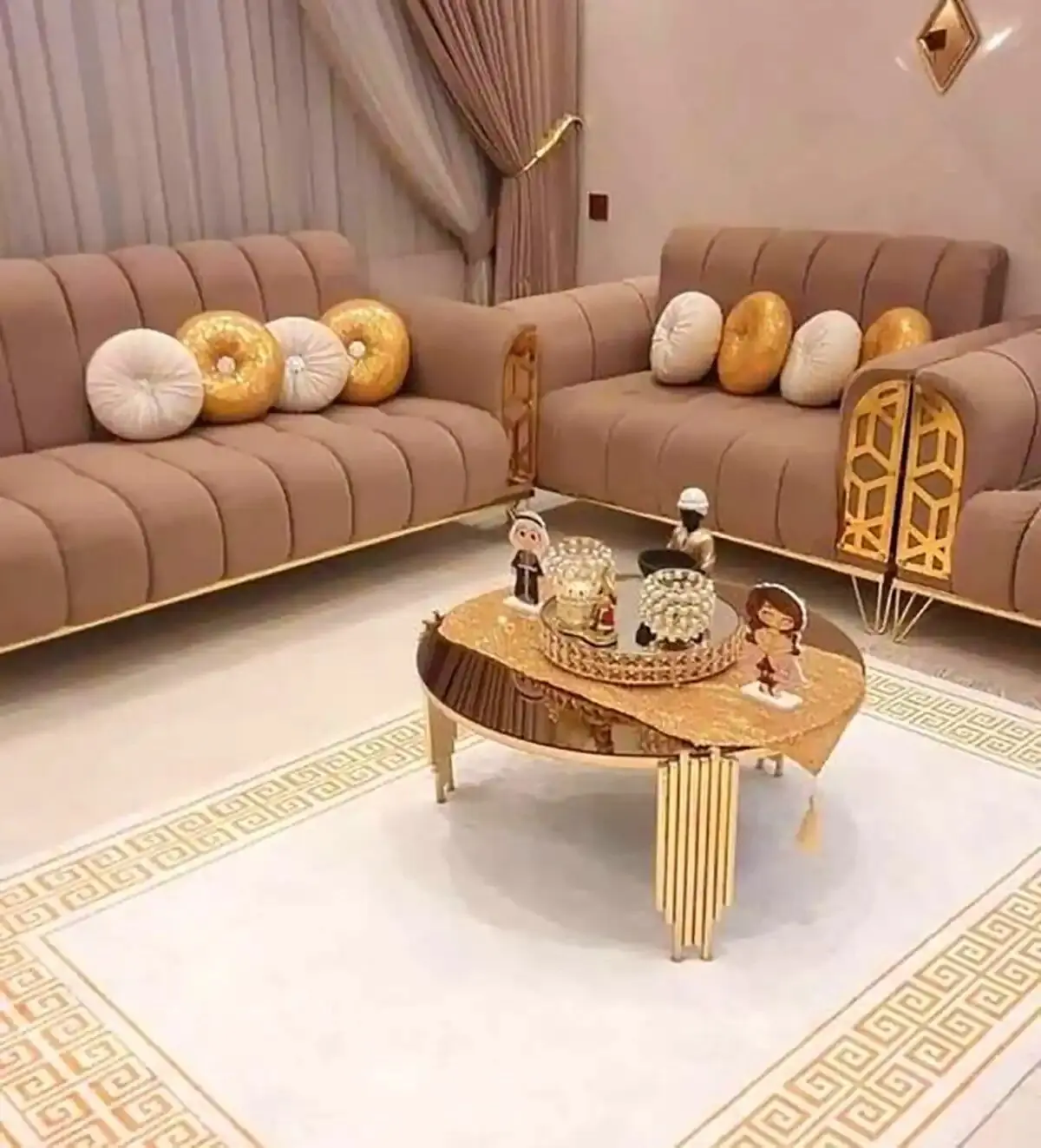 مبلمان لاکچری و مدرن