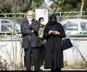 پدر شوهر مهناز افشار در مراسم تشییع آزاده نامداری + عکس