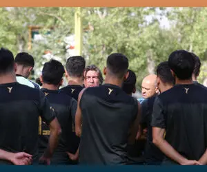 جانشین حسین زاده در استقلال قطعا خارجی است!