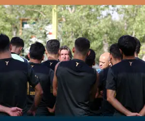 جانشین حسین زاده در استقلال قطعا خارجی است!