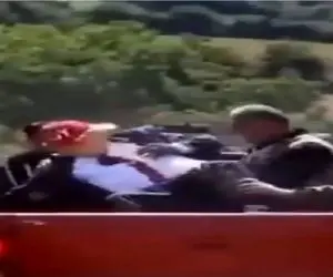 سکانس خندان؛ مانور دستگیری ترامپ میبرتت عرش فقط جوری که انداختنش پشت وانت