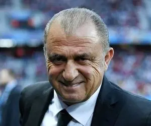 سرمربی پر افتخار در راه عربستان