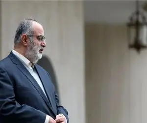 واکنش هشدارآمیز حسام الدین آشنا به اعتراض تندروهای موتور سوار به رفع فیلترینگ