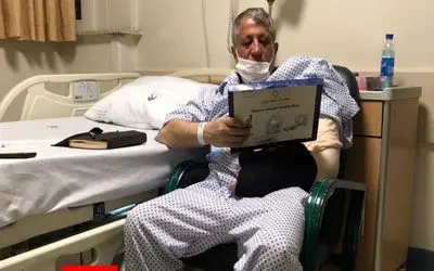 (عکس) محسن هاشمی از دوچرخه افتاد و بازویش شکست!