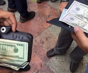  دلار در میانه هفته می‌ریزد؟