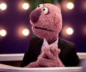 آواز محلی؛ جناب خان میتونه تو عروسی با این آهنگ چنان فتنه ای به پا کنه که بهم بزنتش