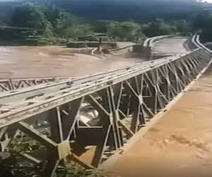 معماری طبیعت؛ سیل پل رو ماساژ تایلندی داد