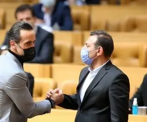 طعنه جدید علی کریمی به رئیس فدراسیون + عکس