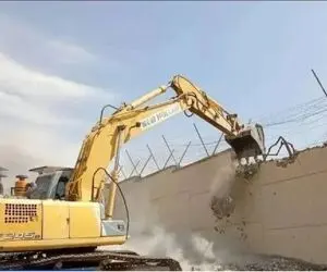 تخریب دیوار زندان رجایی شهر کرج؛ پارک و فضای سبز جای زندان