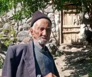 (عکس) پیرترین مرد کشور واکسن کرونا زد